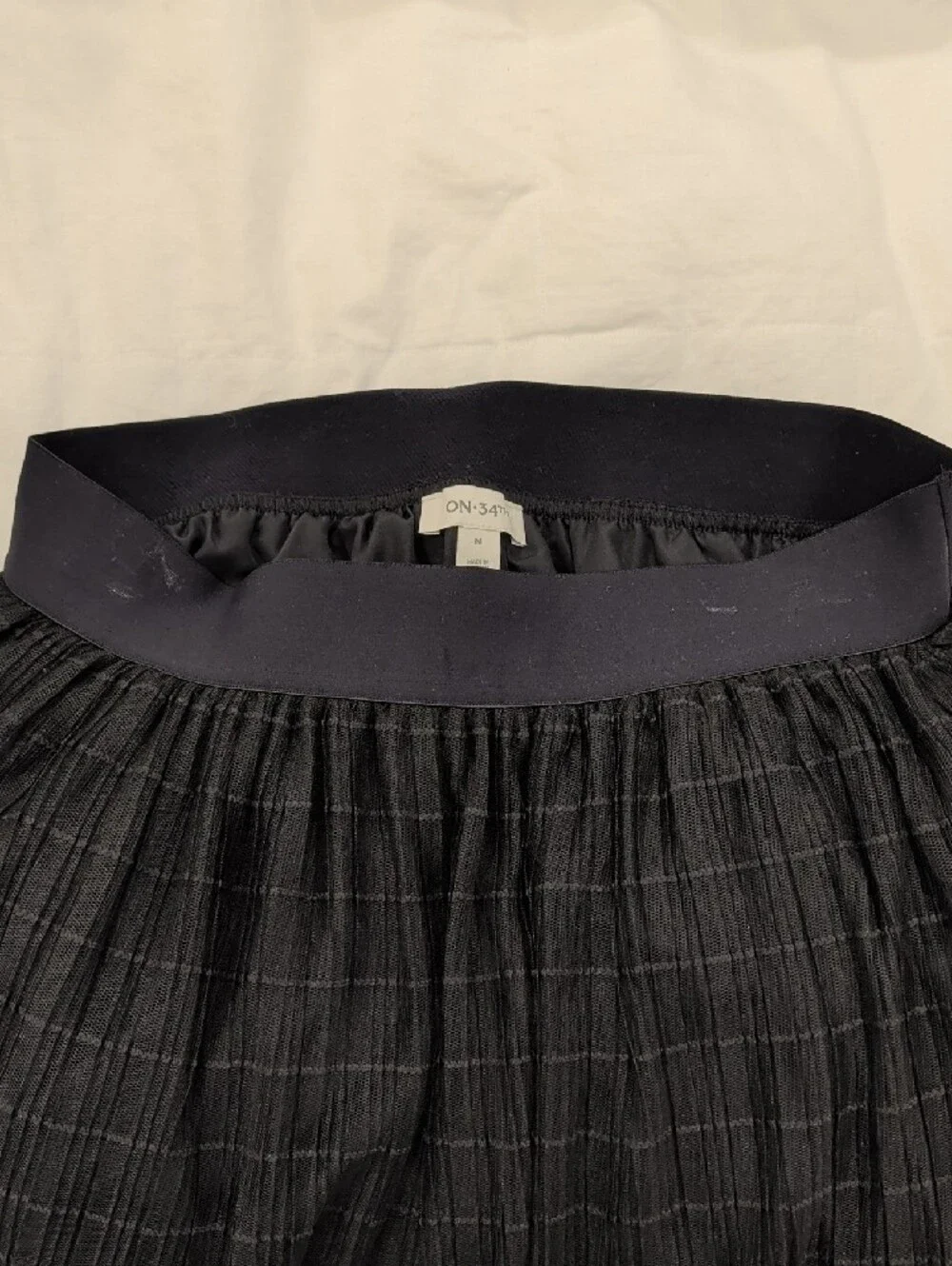 Black Pleated Maxi Skirt with Elastic Waistband